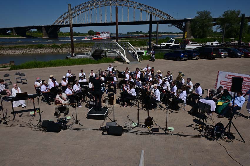 11 mei Podium aan de Waal met ORCHESTRE PARTOUT