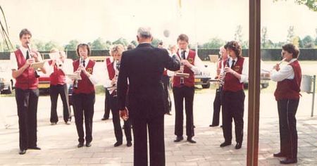Serenade s.v. Hatert